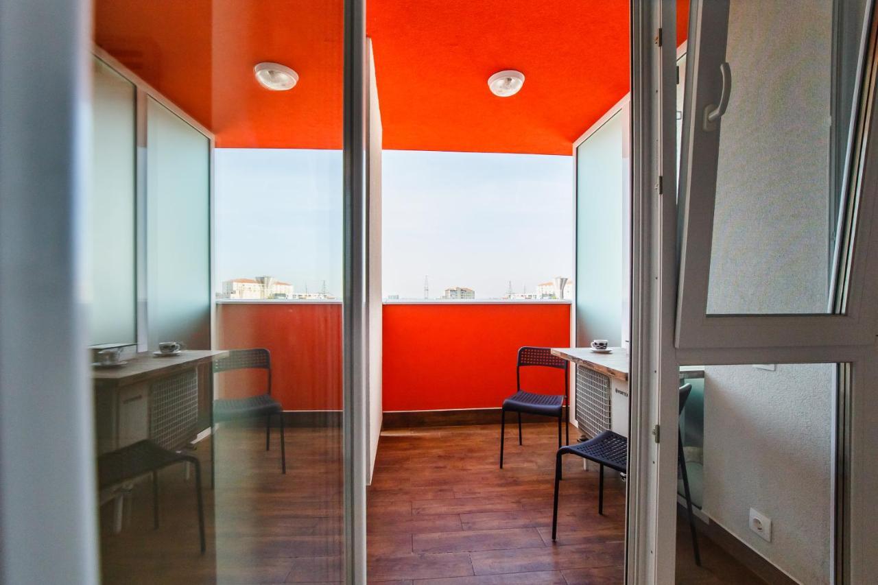 Fresh Studio In Central Oradea Apartment Ngoại thất bức ảnh