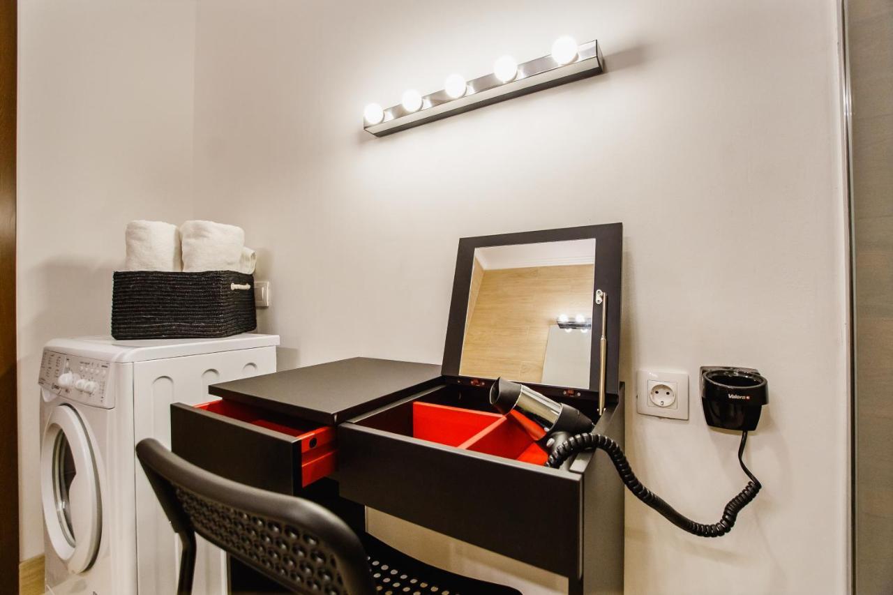 Fresh Studio In Central Oradea Apartment Ngoại thất bức ảnh